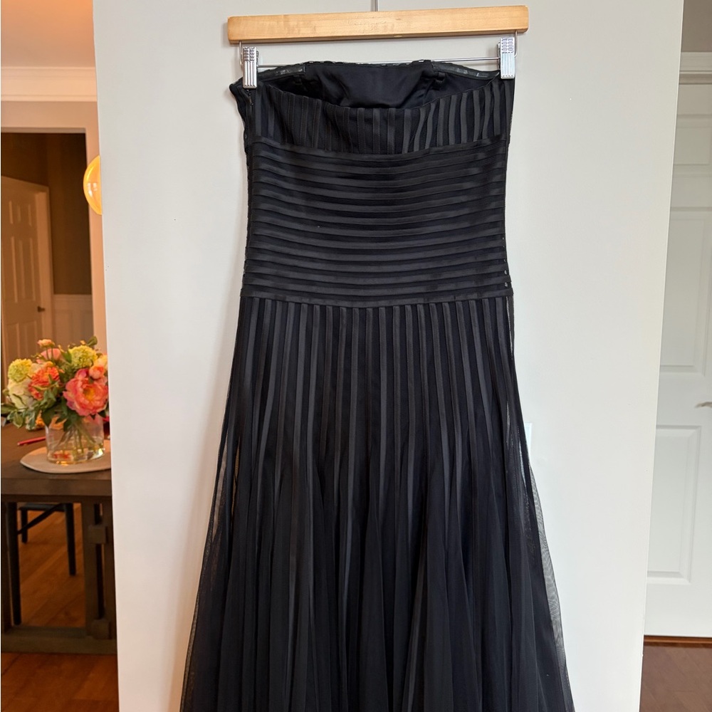White‎ House Black Market Strapless Black Dress - Picture 7 of 9
